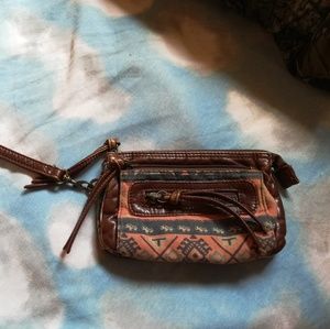 Wallet/wristlet